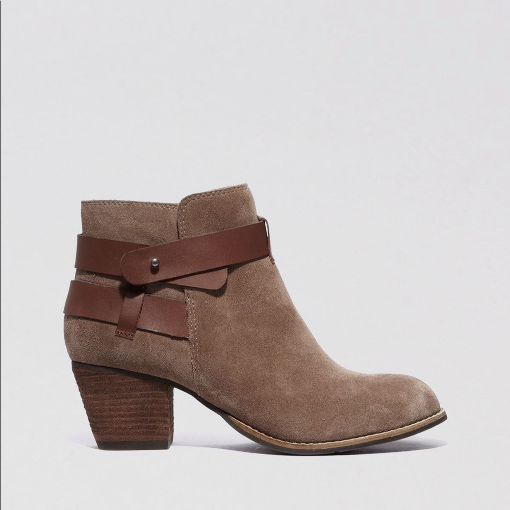DV Dolce Vita ‘Jaxen’ Suede Booties